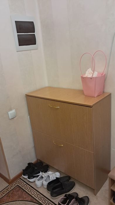 Продам шкаф для обуви