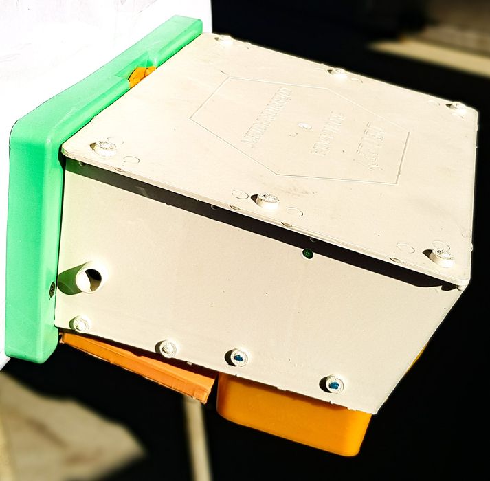 Colector polen cu prindre dubla