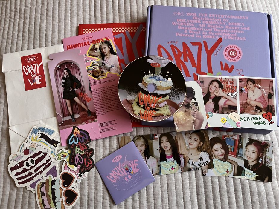 Kpop албуми - Blackpink, Twice, Itzy, Le Sserafim