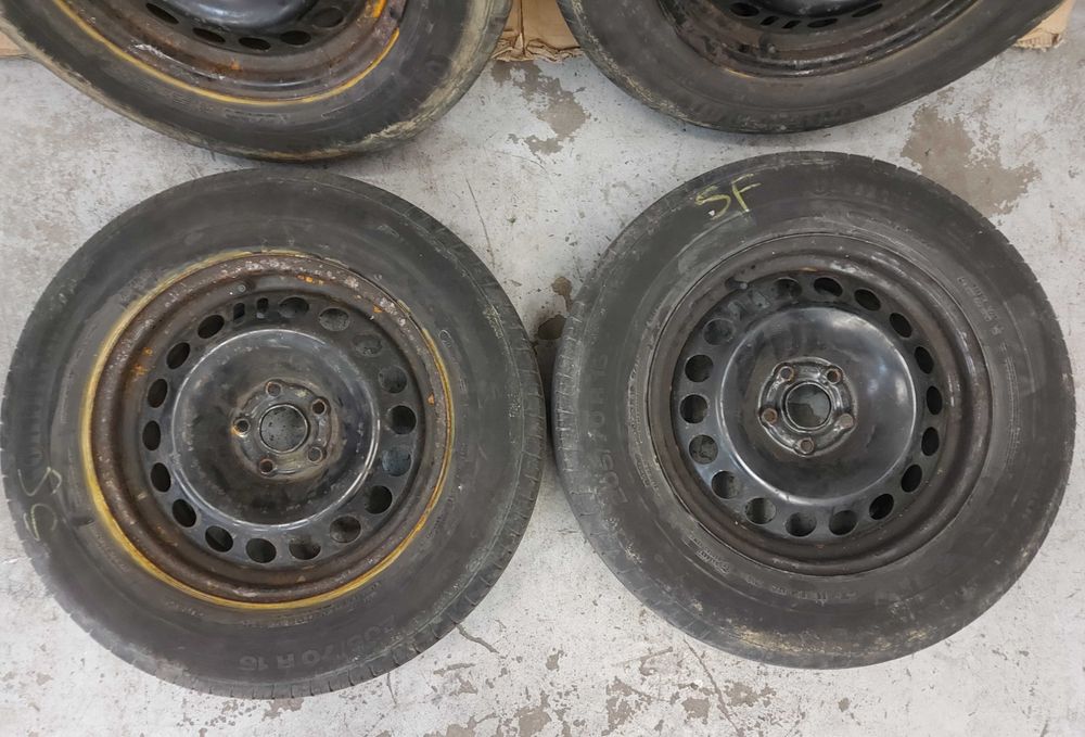 Set 4 jante tabla 205/70 R16 , 5 prezoane  , cu cauciuri