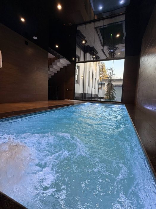 Продается шикарный ЕвроДом 5 комнат, ориентир: Чайхана Салом, 600м²