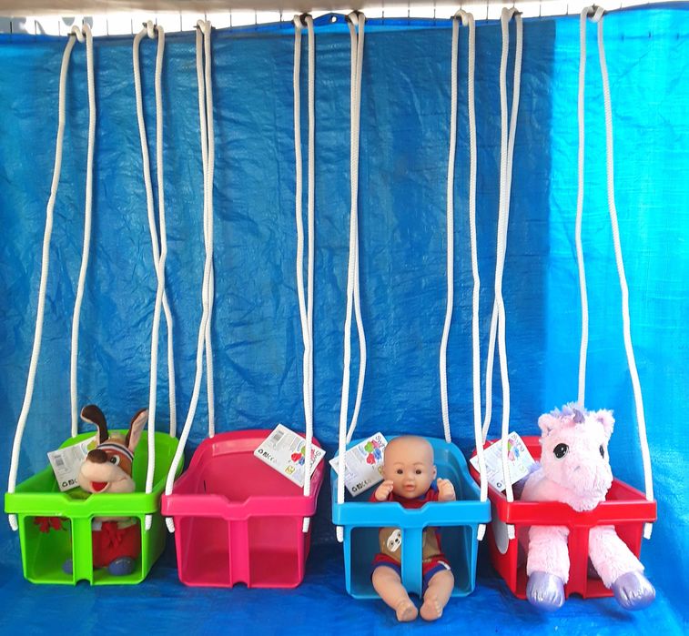 Leagane pentru copii cu varsta peste 2 ani si greutate maximă  25 Kg