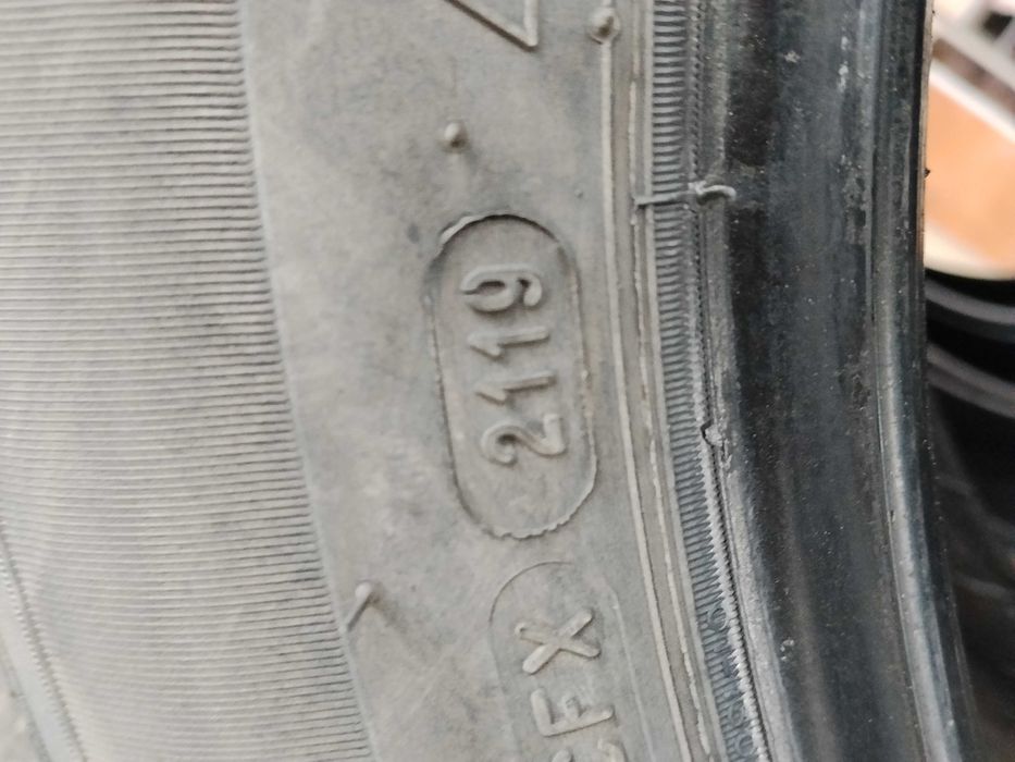Продавам 4 гуми MICHELIN LATITUDE Tour hp 235/55/17.