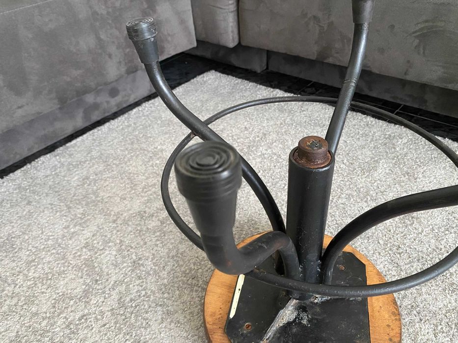 Индустриално Винтидж Столче на Винт