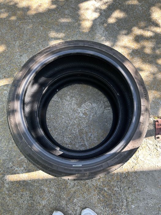 Anvelope 225 40 19 de vara