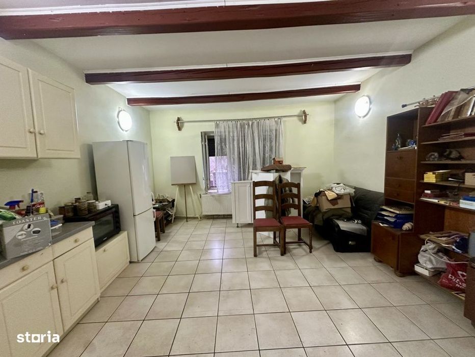 Proprietate mixta de vanzare – locuinta + hala – Tasnad, SM