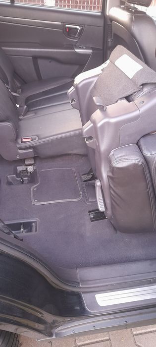 Hyundai Santa Fe 2011  /7locur