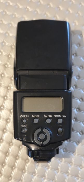 Продвм фотоопарат 6D mark 2