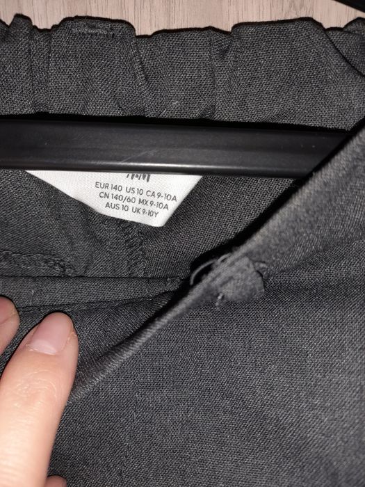 Lot 7 perechi pantaloni scurti baieti 140-146