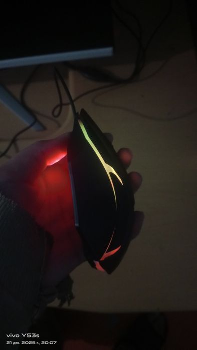 Продаю мышку новая