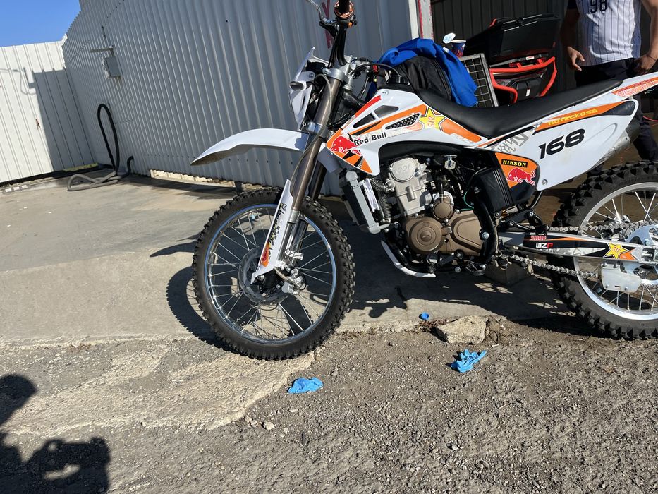 Ендуро кросо мотор