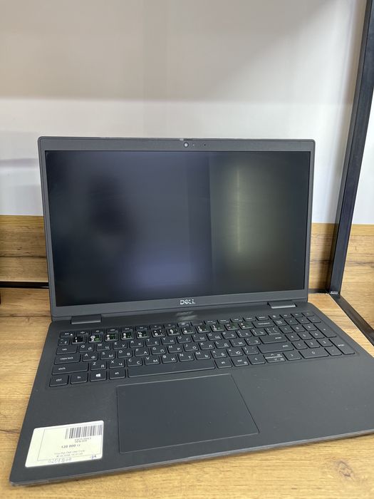 Ноутбук Dell.