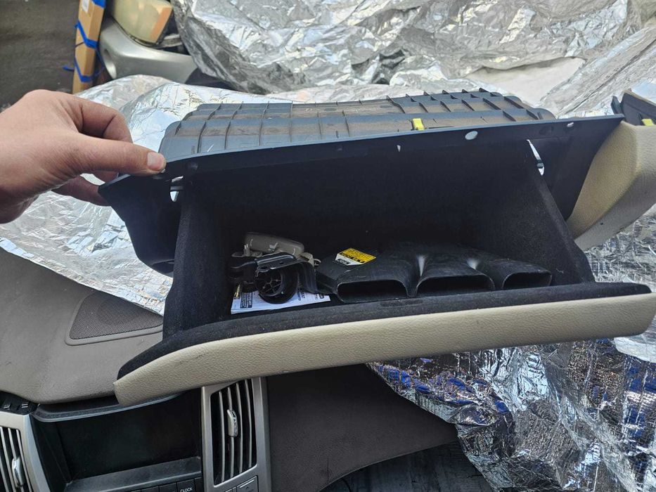 Бардачек на панель RX/330