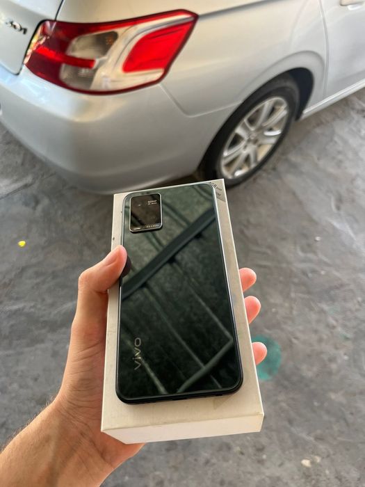 Vivo Y33s в идеале 128 гб