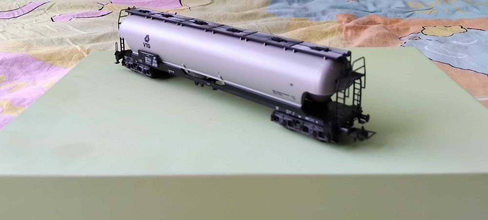 Vagon special pentru transport acizi si fosfati VTG