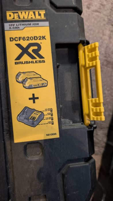 Filetanta cu impact DeWalt
