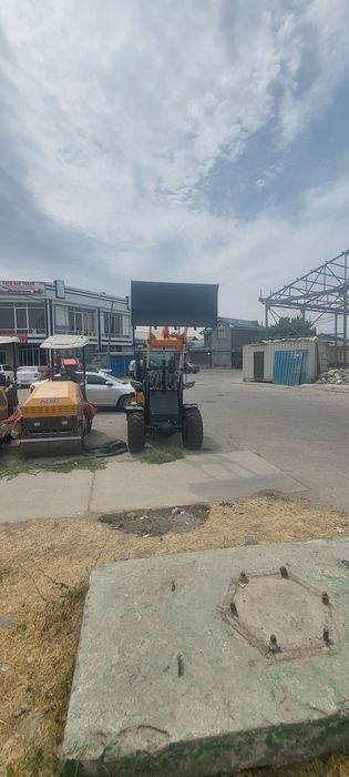 Фррнталный Погрузчик мини производства 0.6 куб