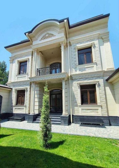 Срочно Срочно продаётся ЛЮКС Шикарный Дом Самом центре города Луначарс