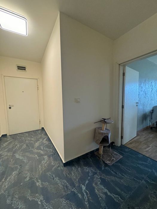 Продава се Тристаен апартамент в Варна, м-т Траката - 101 кв.м за 1981 €/кв.м - Снимка #16