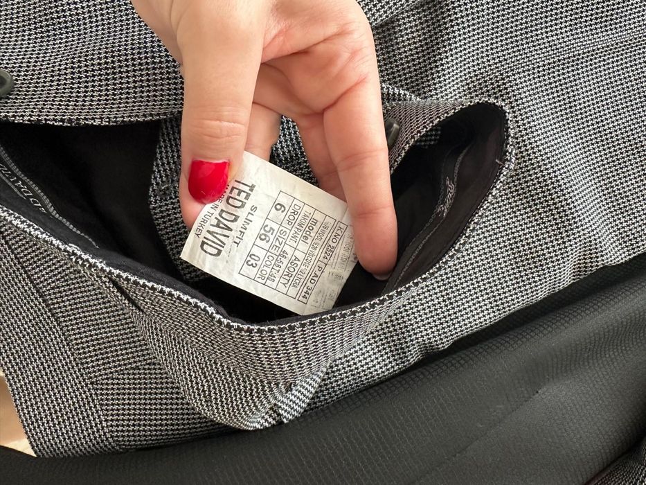 Мъжки костюм разчер L/XL