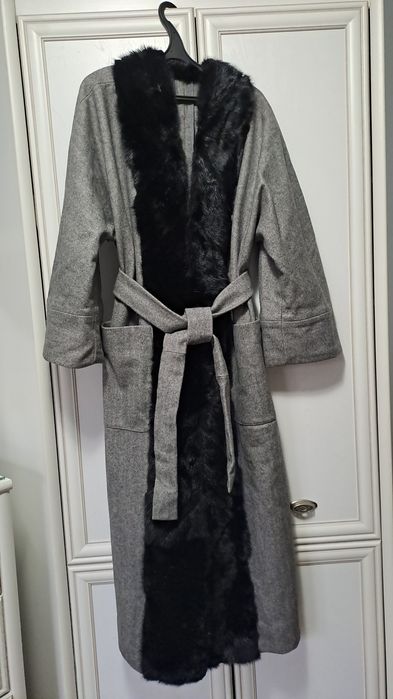 Продам новое  пальто