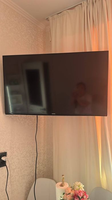 Продам телевизор Самсунг, диагональ 50/90