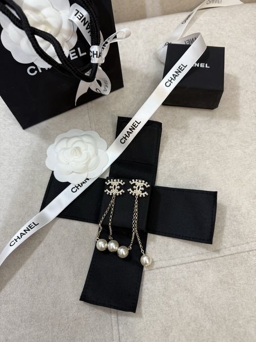 Серьги Шанель с упаковкой