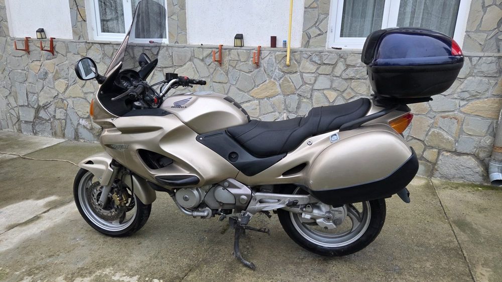 Honda Deauville 650cm foarte bună