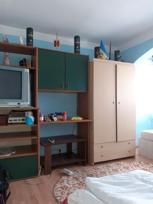 Închiriez garsoniera în zona km 4-5