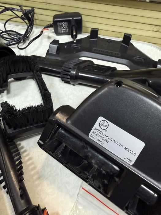 Прахосмукачка Hoover H-200