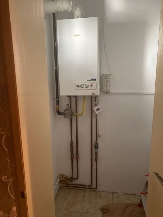 Inchiriez apartament 3 camere Vlaicu, bloc Z5