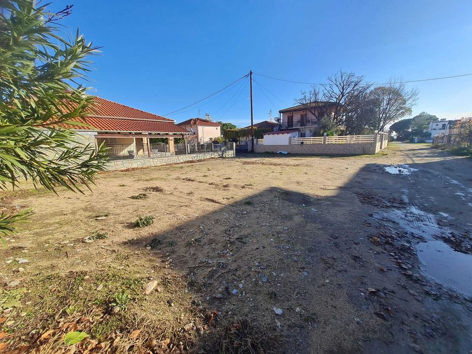 Продава се парцел 200 м2 в Аспровалта, Гърция