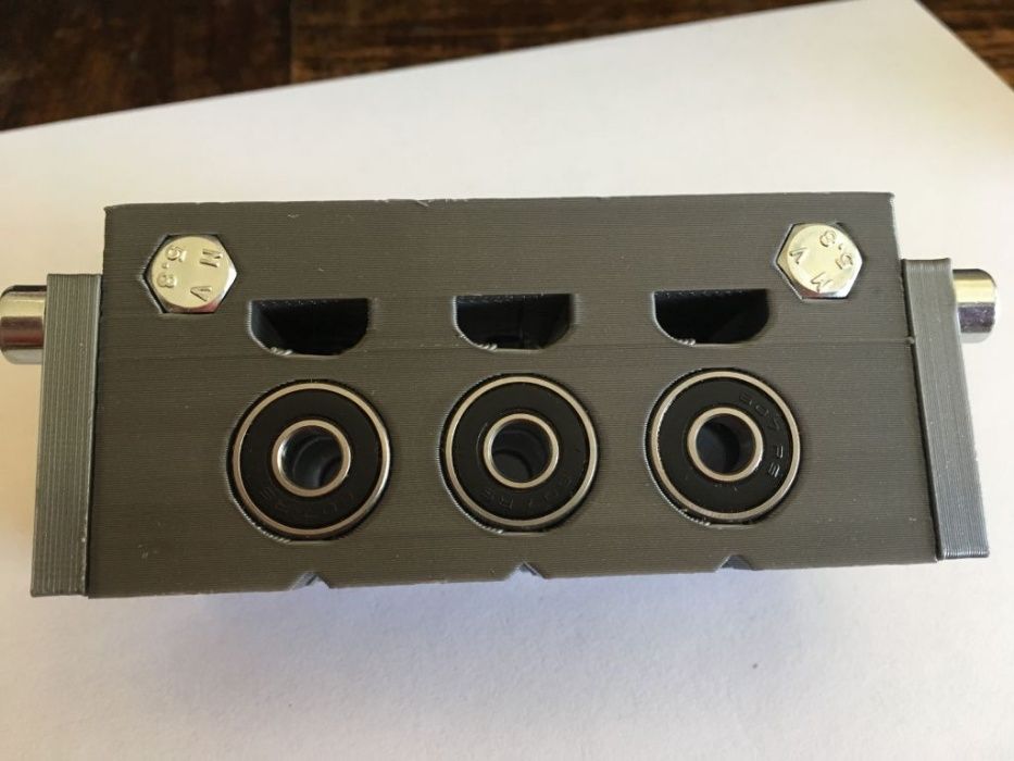 Sablon mobila din plastic dur forma U pt ericsoane gauri de 5/7mm