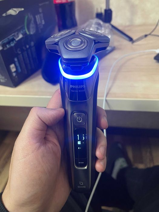 електробритва philips S9987