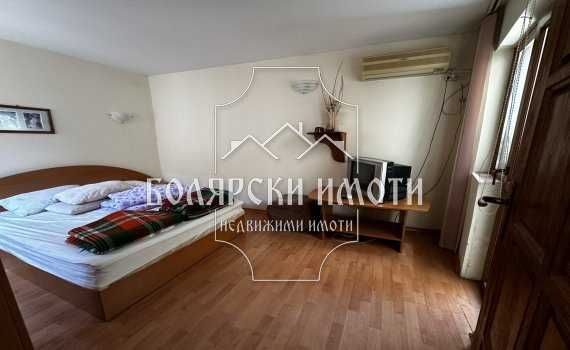 Продава се Къща в Велико Търново, Център - 300 кв.м за 1200 €/кв.м - Снимка #8