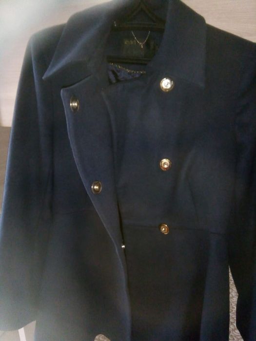 Пальто женское продам