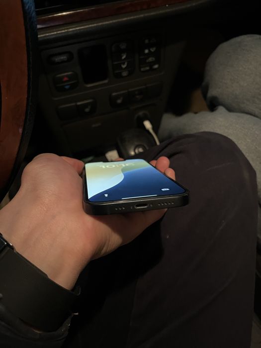 айфон 13 хороший состояние