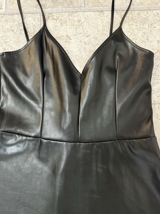 Rochie din piele ecologica Zara