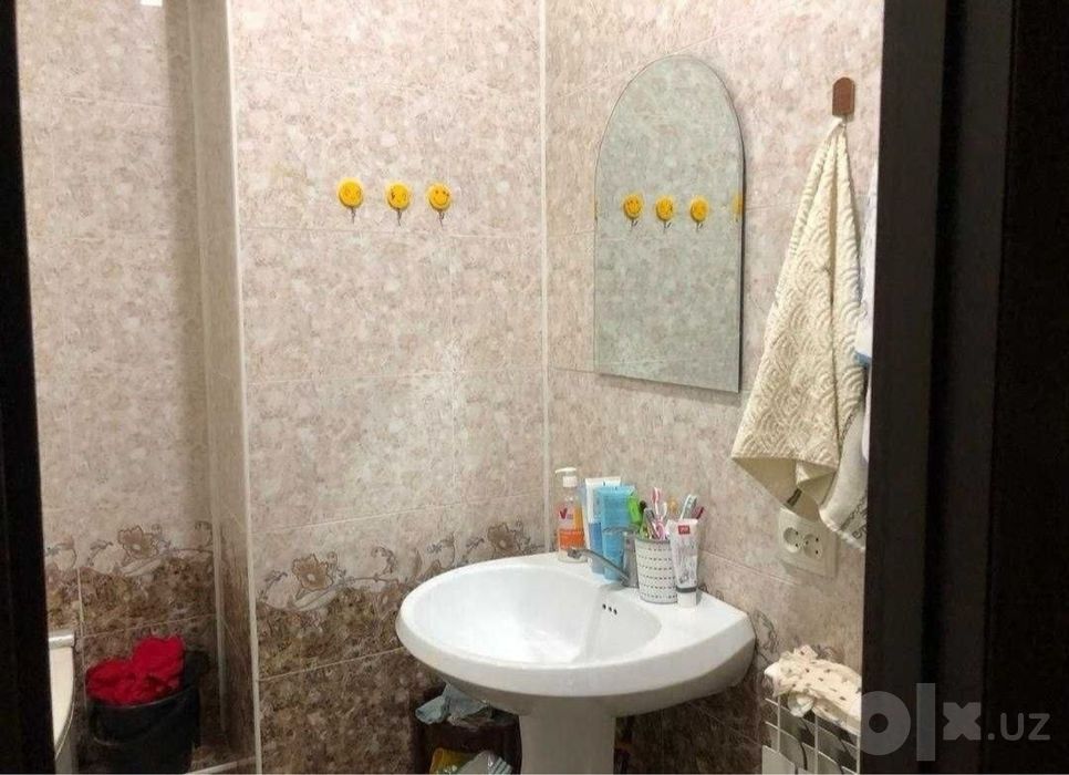 Сдается 1 ком Юнусабад 2 квартал.  Шохсарой