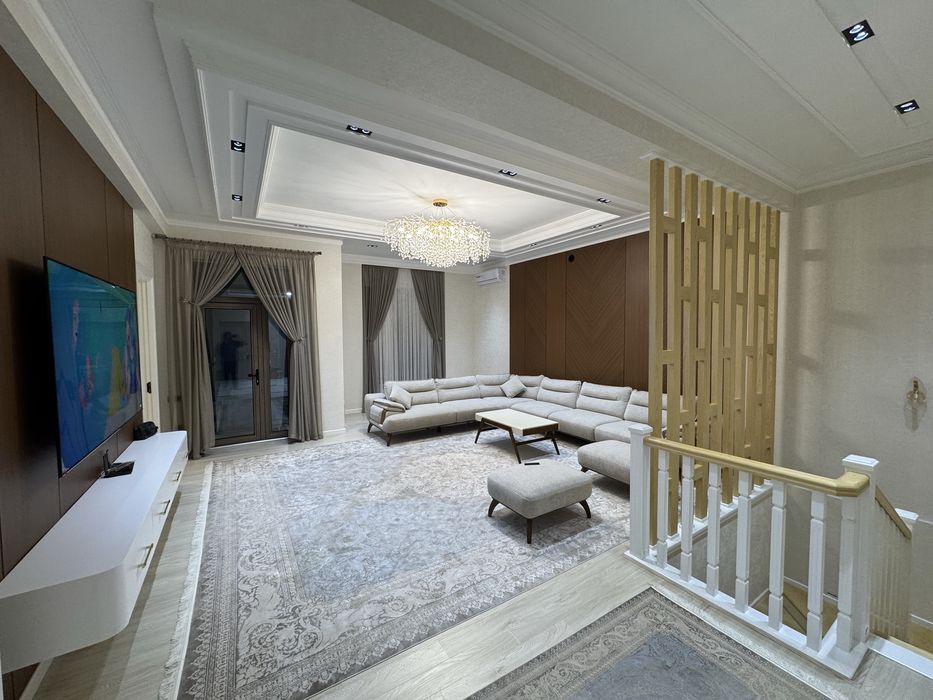 Ohunboboev 3.2 sotx hovli sotiladi