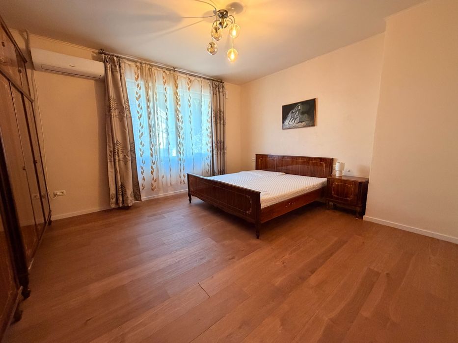 Apartament 2 camere,et.2, Centru, langa magazin Star