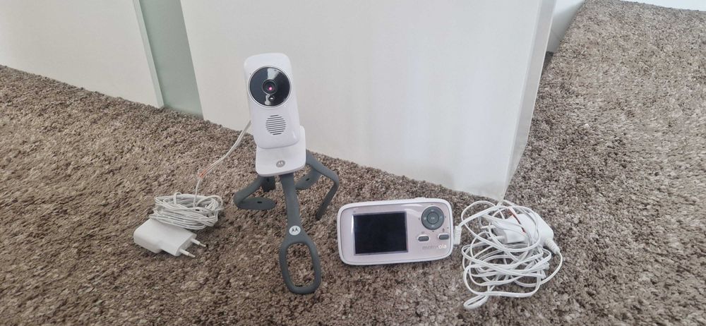 Бебефон Motorola