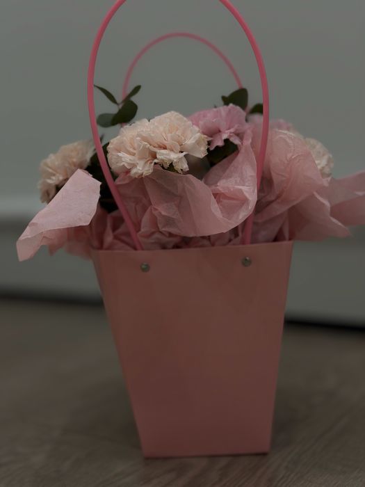 Продам букет красивых эустом