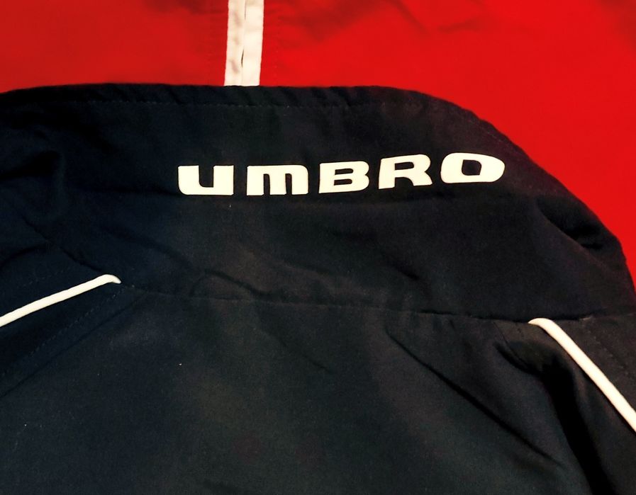 Bluză Umbro  sport
