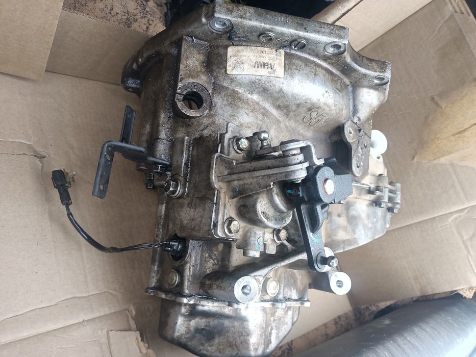 Продам Шевролет Кобальт коробка