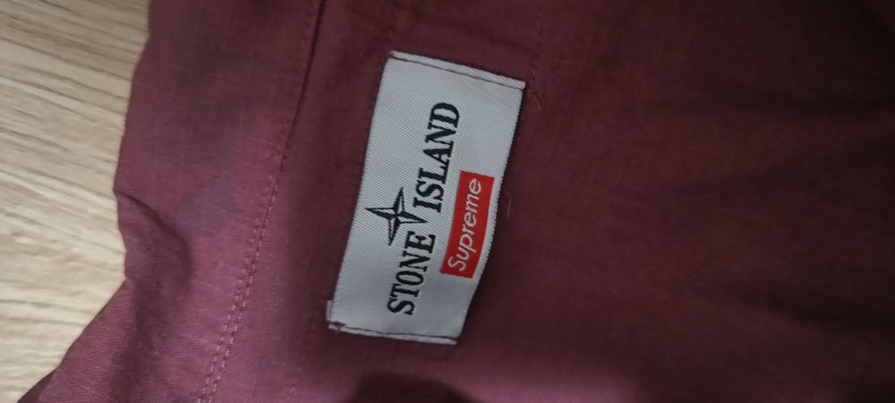 Яке stone island x supreme