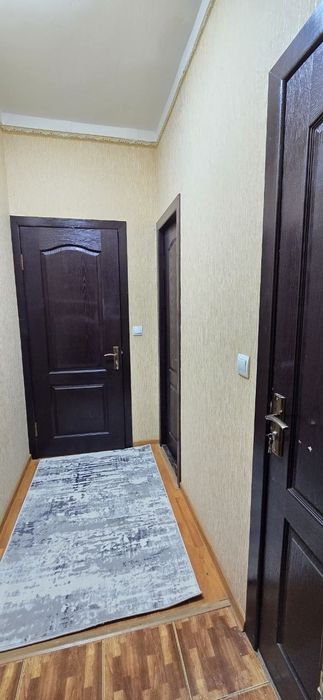 Чиланзар -2 кв  2-3/3/4,45м2 Срочно Продам квартиру Срочно