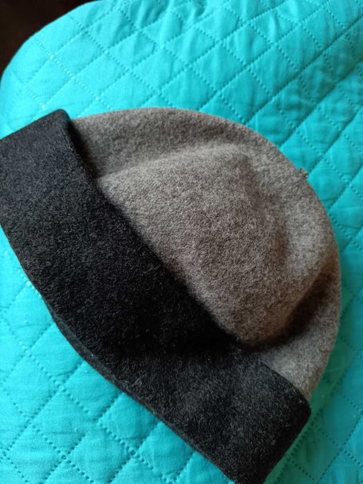 Caciula lana pura virgina Marks & Spencer