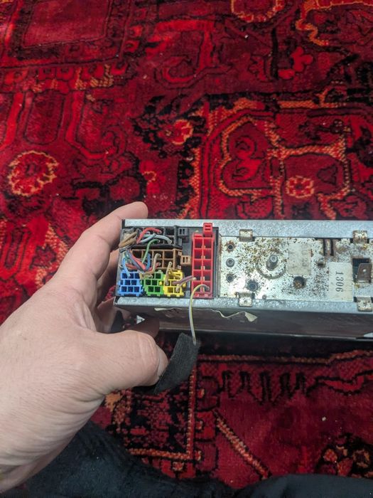 Продам магнитофон Ауди chorus