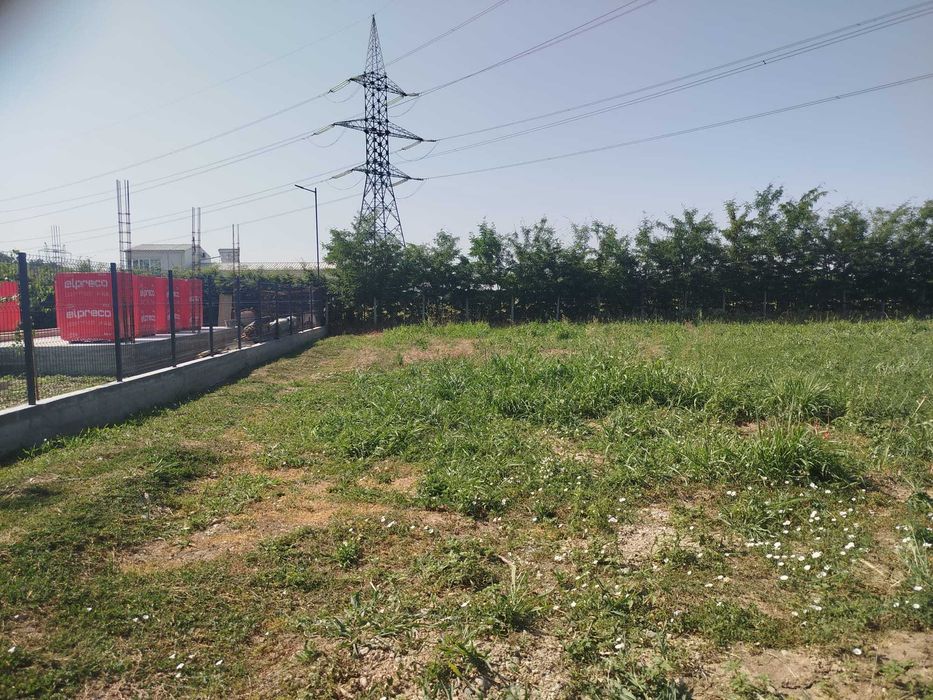 Teren intravilan de vanzare